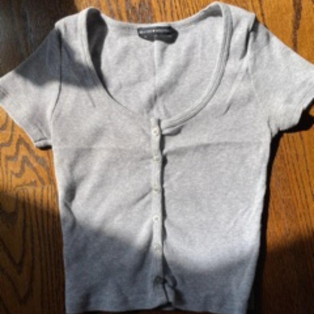 Brandy Melville top